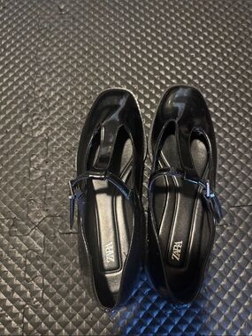 ZARA Black Patent Mary Jane Flats with Buckle Strap